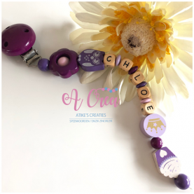 Pacifier clip with name 'purple, lila'