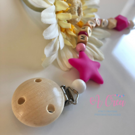 pacifier clip with name 'fuchsia silicone star'