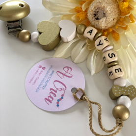 Pacifier clip with name 'gold, white'